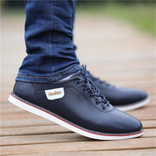 Load image into Gallery viewer, 2019 Fashion Loafers Walking Footwear Tenis Feminino Outdoor Breathable Sneakers Men&#39;s PU Leather Business Casual Shoes for Male
